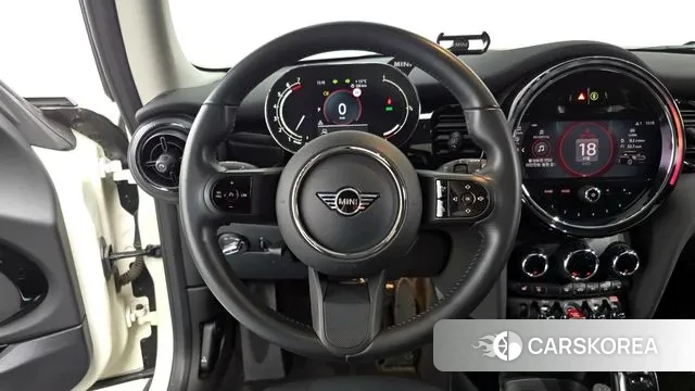 Mini Cooper 2021 Белый из Кореи, фото 4
