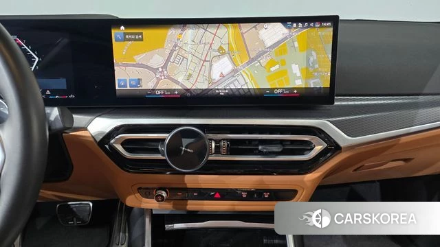 BMW 3 Series (G20) 2023 Белый из Кореи, фото 4