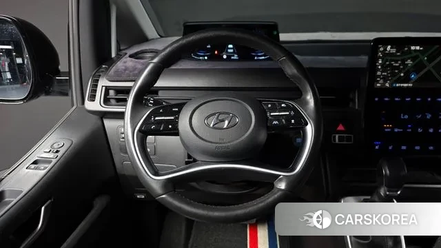 Hyundai Staria 2022 Черный из Кореи, фото 4