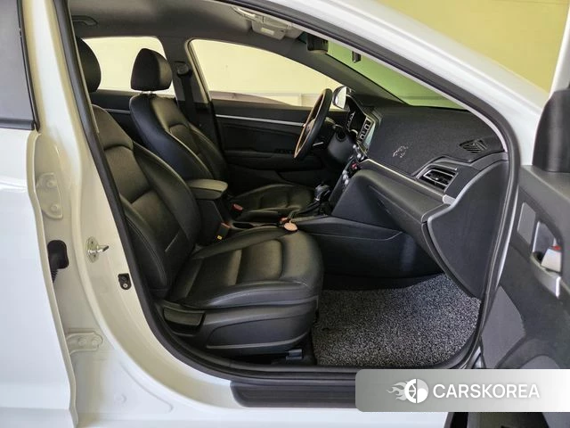 Hyundai The New Avante AD 2018 Белый из Кореи, фото 4