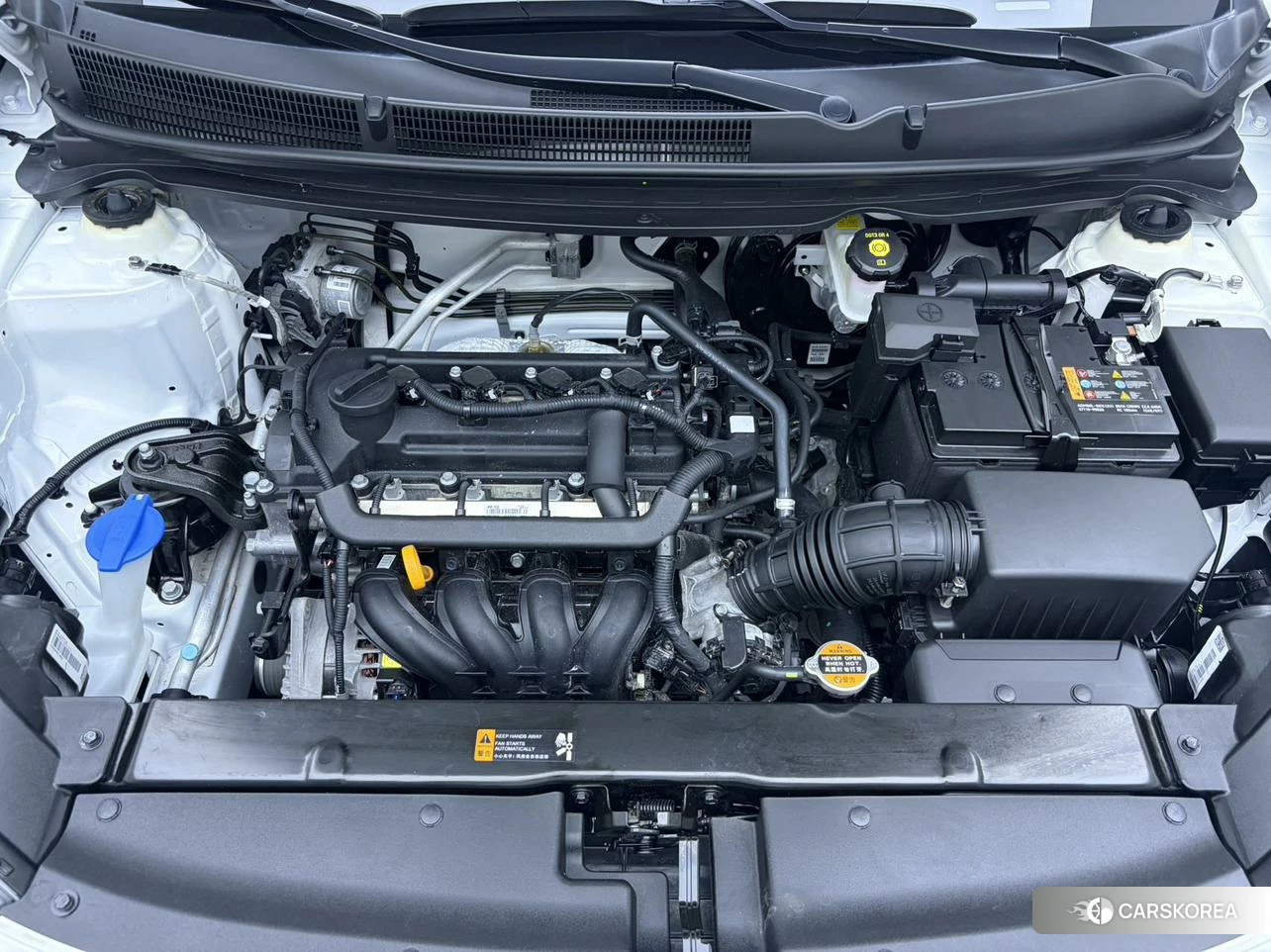 Kia KX1 2021 Белый из Китая, фото 4