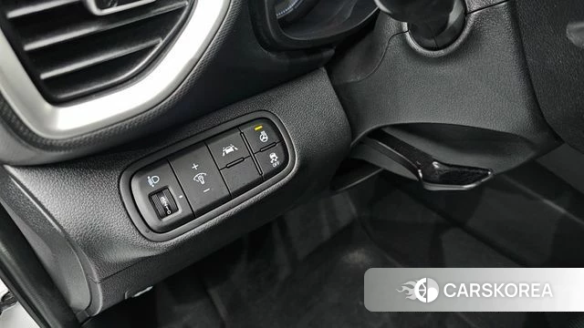 Hyundai Venue 2021 Белый из Кореи, фото 4