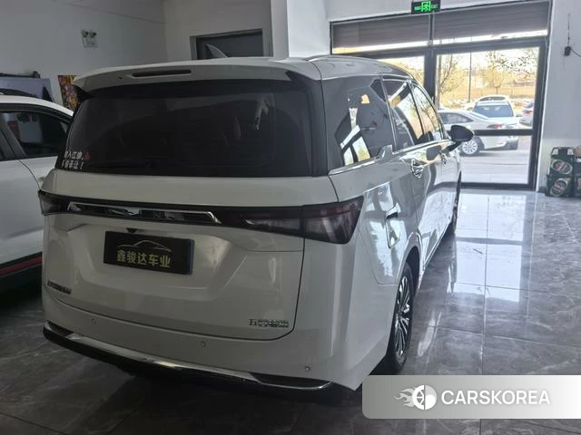 Wuling Automobile Wuling Jiachen 2023 Белый из Китая, фото 4