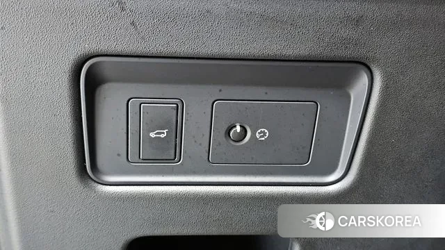 Land Rover Discovery 5 2018 Черный из Кореи, фото 4