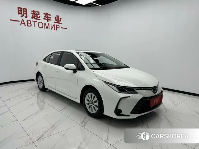 Toyota Corolla 2022 Белый из Китая, фото 4