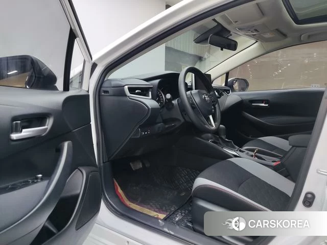 Toyota Corolla 2023 Белый из Китая, фото 4