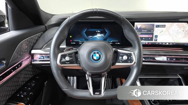 BMW i7 (G70) 2024 Черный из Кореи, фото 4