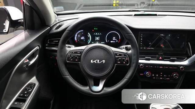 Kia Niro Plus 2022 Белый из Кореи, фото 4