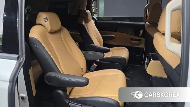 Kia Carnival 4th generation 2023 Белый из Кореи, фото 4