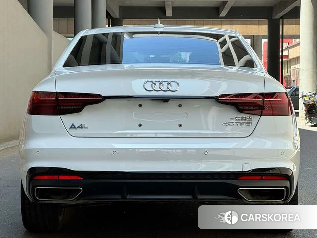 Audi A4L 2023 Белый из Китая, фото 4
