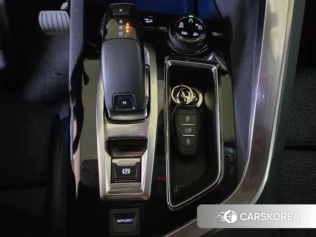 Peugeot 3008 second generation 2018 Белый из Кореи, фото 4