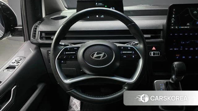 Hyundai Staria 2025 Серебряный из Кореи, фото 4