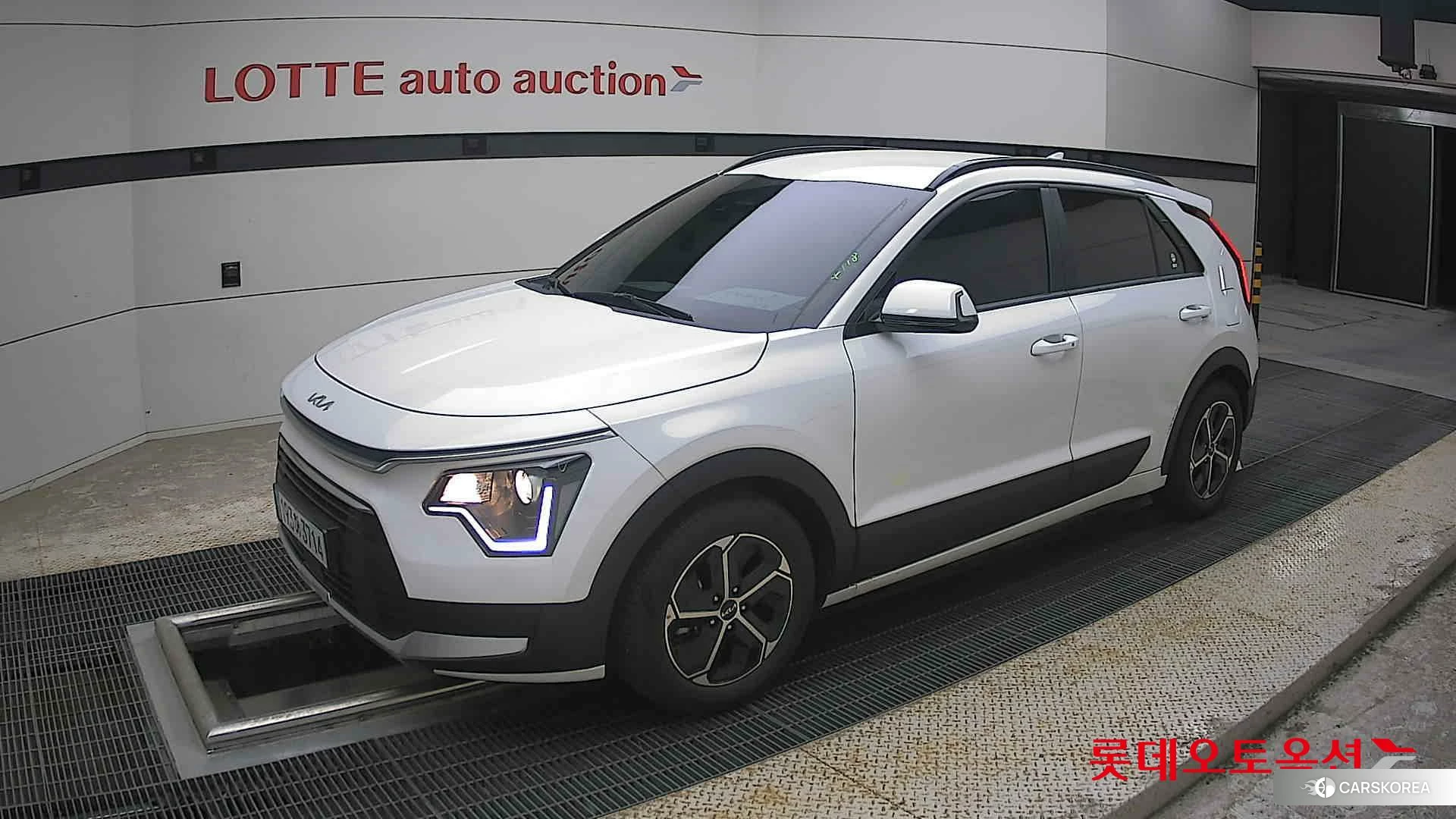 Kia Niro Hybrid 2022 Snow White Pearl (optional) из Кореи, фото 4