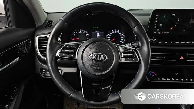 Kia Seltos 2021 Белый из Кореи, фото 4