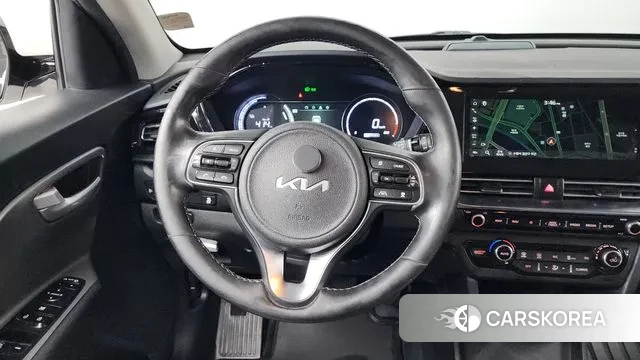 Kia Niro Plus 2022 Белый из Кореи, фото 4