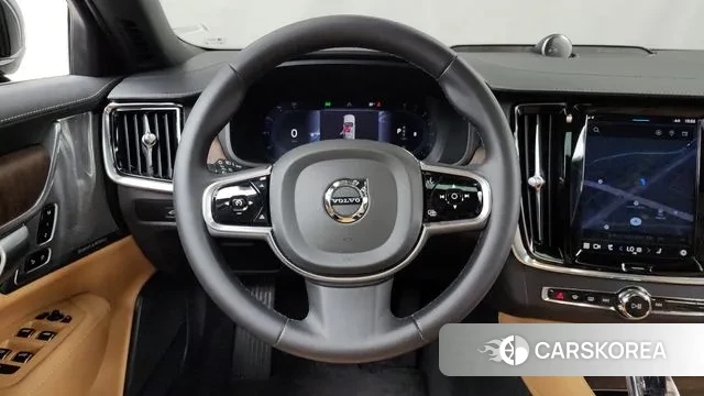 Volvo S90 2023 Черный из Кореи, фото 4