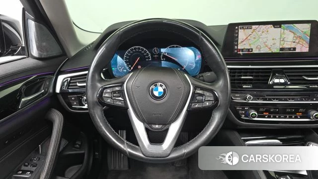 BMW 5 Series (G30) 2019 Черный из Кореи, фото 4