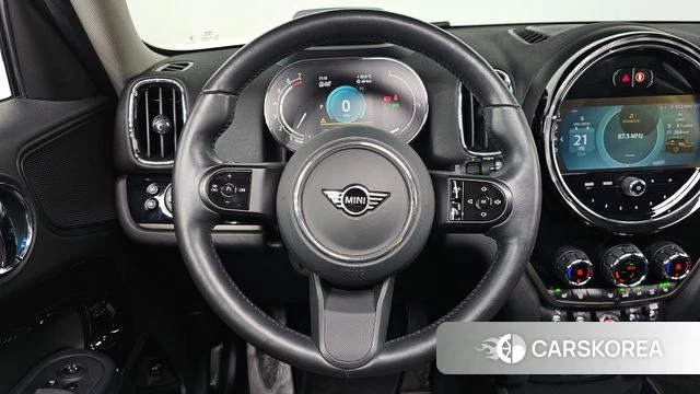 Mini Cooper Countryman 2023 Цвет галактики из Кореи, фото 4