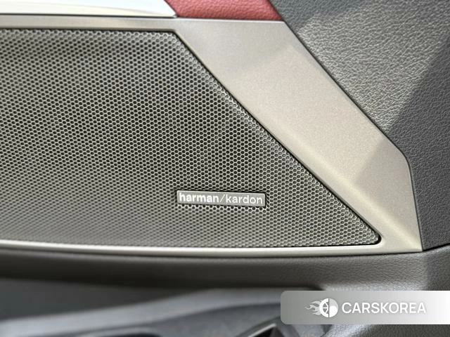 BMW 3 series 2025 Белый из Китая, фото 4
