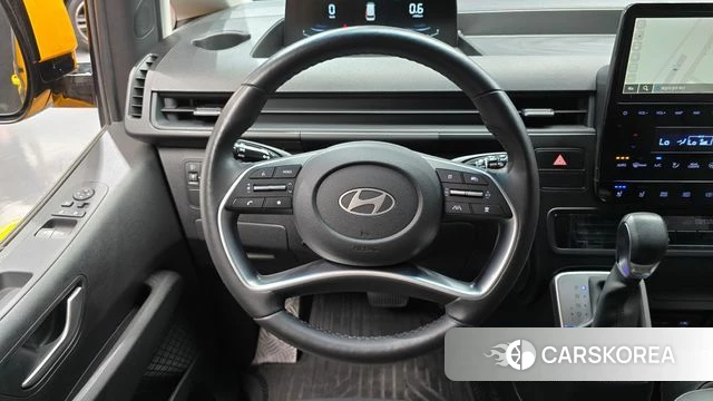Hyundai Staria 2024 Желтый из Кореи, фото 4