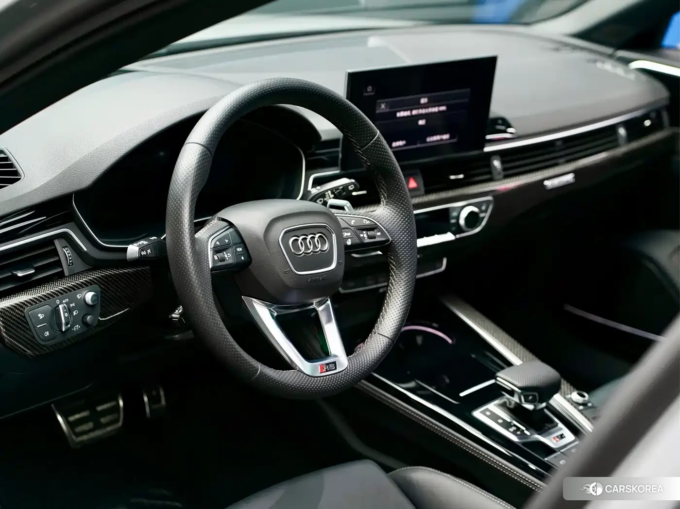 Audi RS 4 2022 Silver/gray из Китая, фото 4