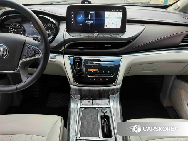 Buick GL8 2021 Коричневый из Китая, фото 4