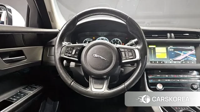 Jaguar XF (X260) 2018 Белый из Кореи, фото 4