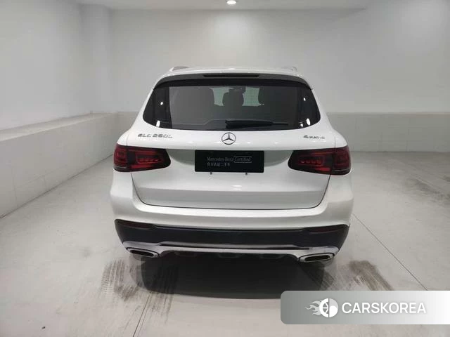 Mercedes-Benz GLC 2020 Белый из Китая, фото 4