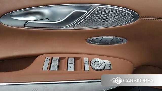 Genesis GV70 2025 Белый из Кореи, фото 4