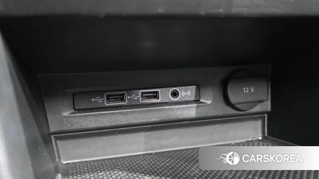 Volkswagen Tiguan second Generation 2019 Белый из Кореи, фото 4