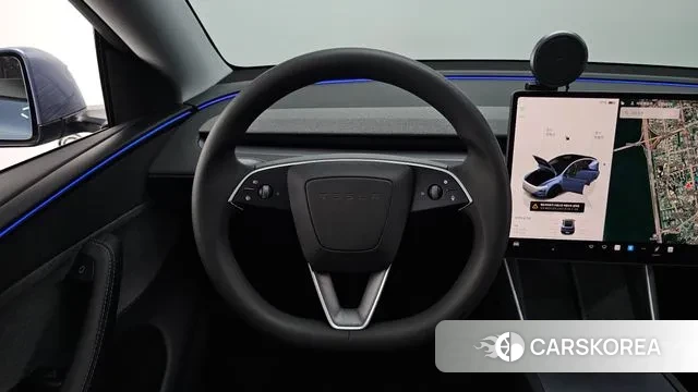 Tesla Model Y 2025 Светло-серебряный цвет из Кореи, фото 4