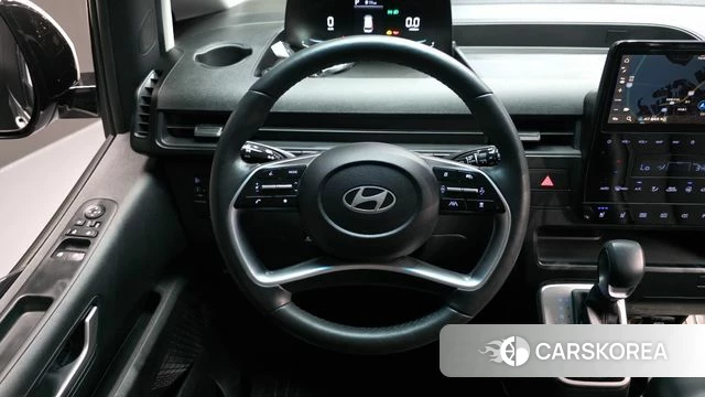 Hyundai Staria 2024 Белый из Кореи, фото 4