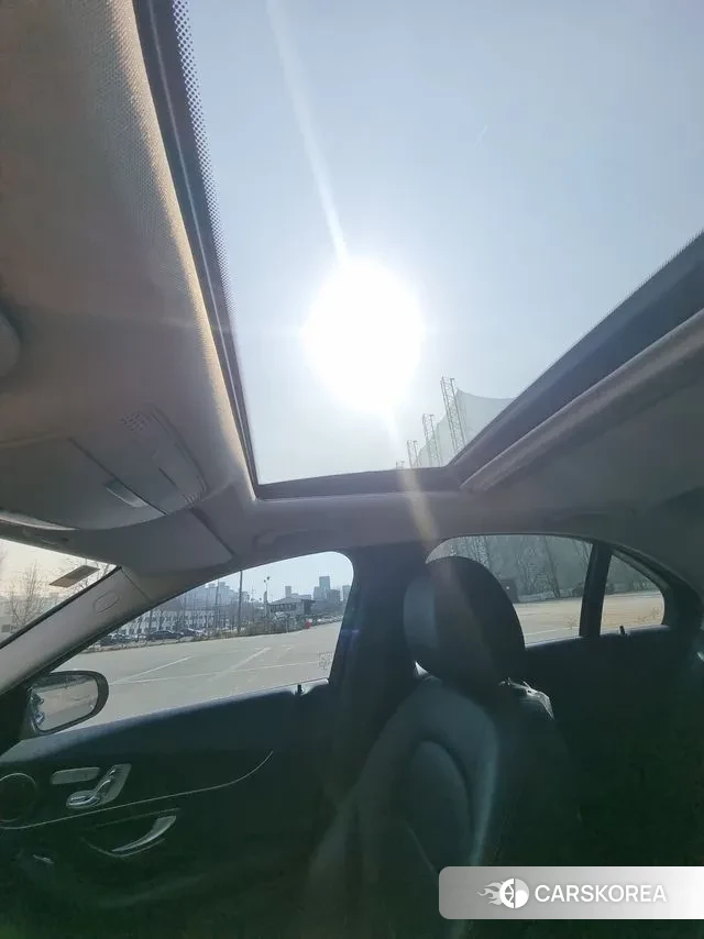 Mercedes-Benz C-Class W205 2019 Синий из Кореи, фото 4