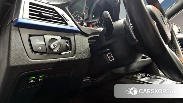 BMW 3 Series (F30) 2018 Белый из Кореи, фото 4