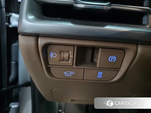 Hyundai Grandeur (GN7) 2023 Серебряный из Кореи, фото 4