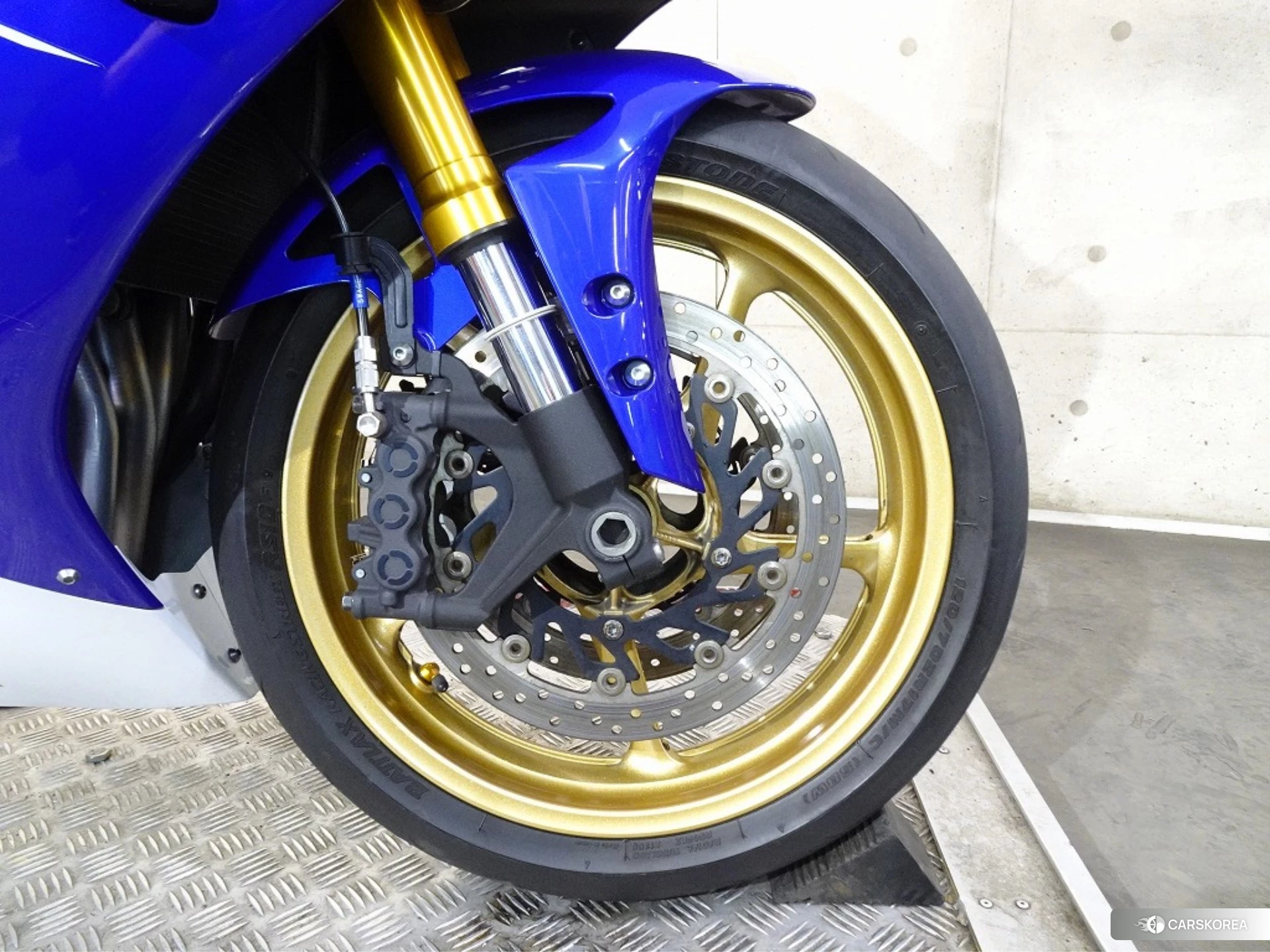 Проданный Yamaha YZF-R1 2012 из Японии