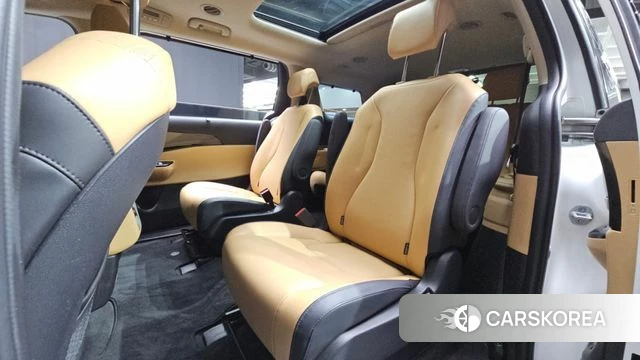 Kia Carnival 4th generation 2023 Белый из Кореи, фото 4