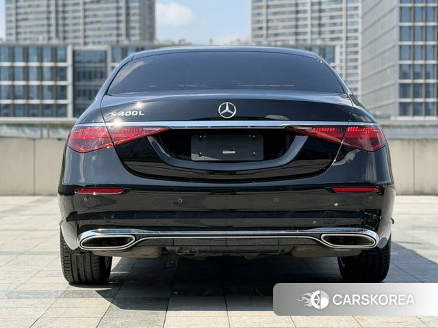 Mercedes-Benz S-class 2024 Черный из Китая, фото 4