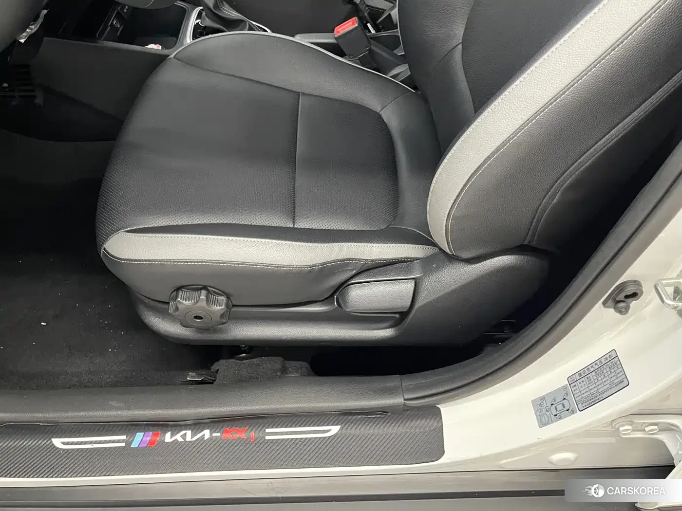 Kia KX1 2023 Белый из Китая, фото 4