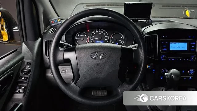 Hyundai The New Grand Starex 2018 Желтый из Кореи, фото 4