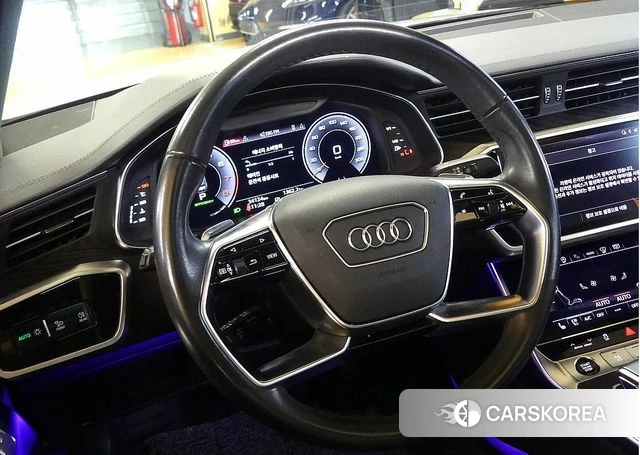 Audi A6 (C8) 2023 Белый из Кореи, фото 4