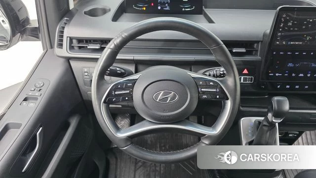 Hyundai Staria 2022 Белый из Кореи, фото 4