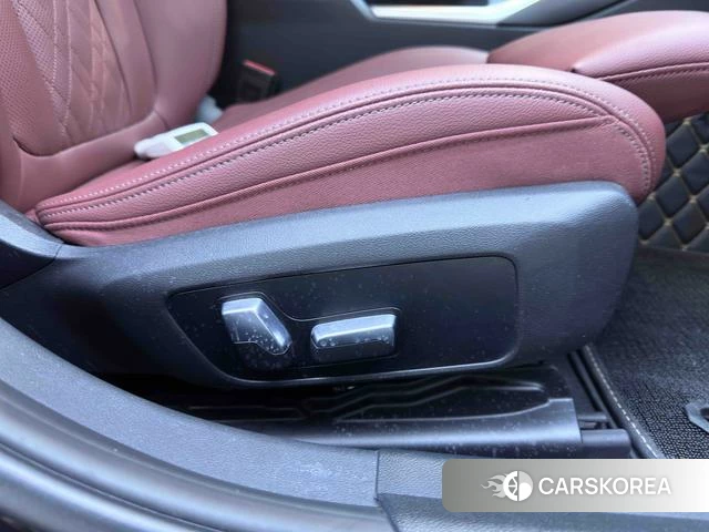 BMW 3 series 2023 Черный из Китая, фото 4