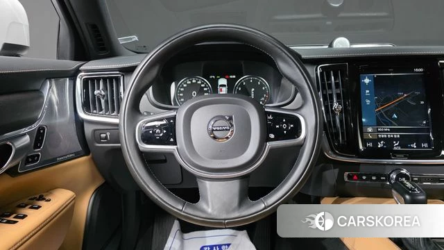Volvo V90 Cross-Country 2019 Белый из Кореи, фото 4