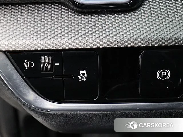 Kia Sportage 5th Generation 2022 Белый из Кореи, фото 4