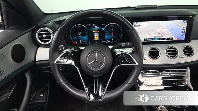 Mercedes-Benz E-Class W213 2021 Белый из Кореи, фото 4