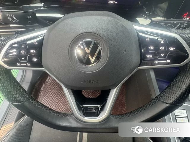 Volkswagen Golf 2022 Темно-серый из Китая, фото 4