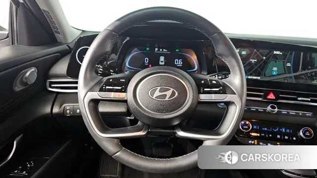 Hyundai The New Avante (CN7) 2024 Белый из Кореи, фото 4