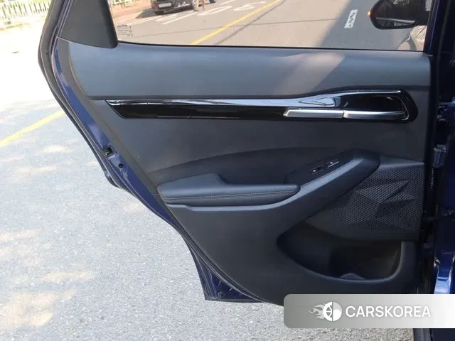 Kia Seltos 2020 Синий из Кореи, фото 4