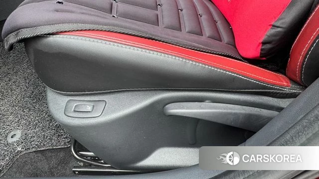 Renault Korea (Samsung) Clio 2018 Красный из Кореи, фото 4